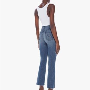 NWT MOTHER the hustler ankle fray, size 24. Healing Jar is the color.